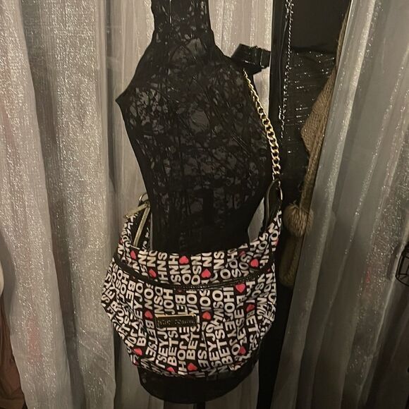 Betsey johnson bbw logo & hearts hobo crossbody bag /purse - Picture 3 of 8